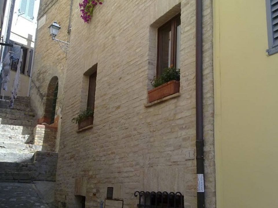 Erhvervsejendom i Fermo, Fermo - foto 1