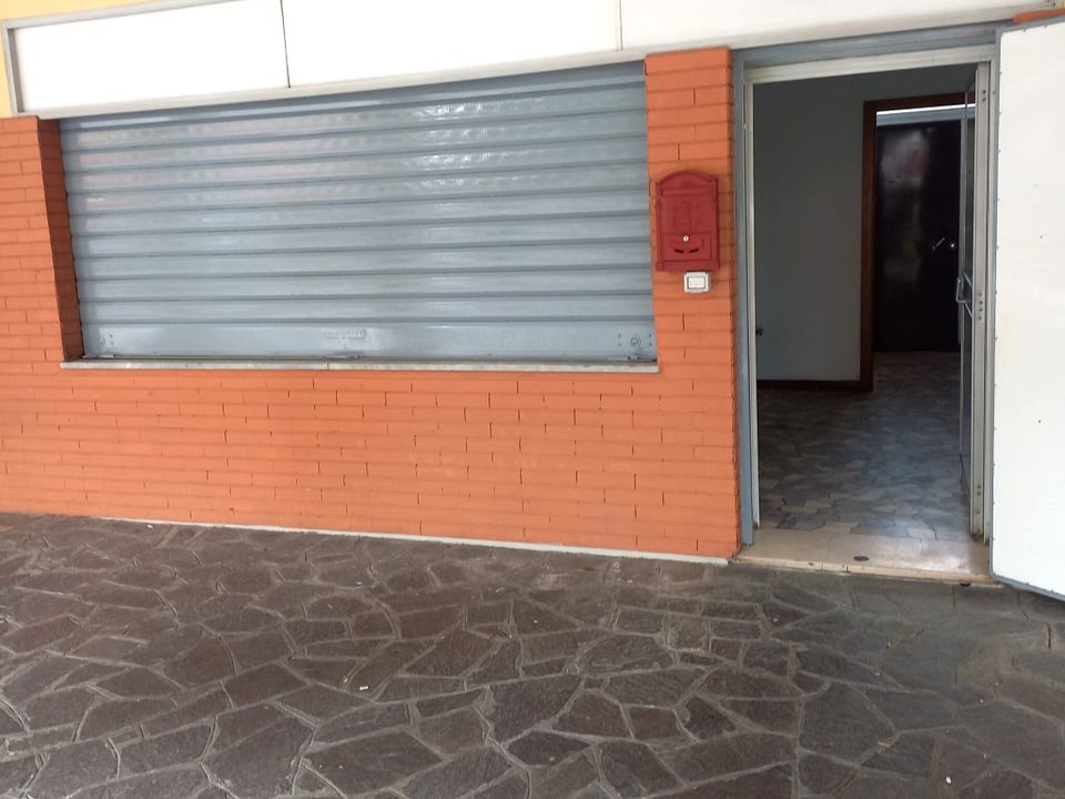 Erhvervsejendom i Bologna, Bologna - foto 1