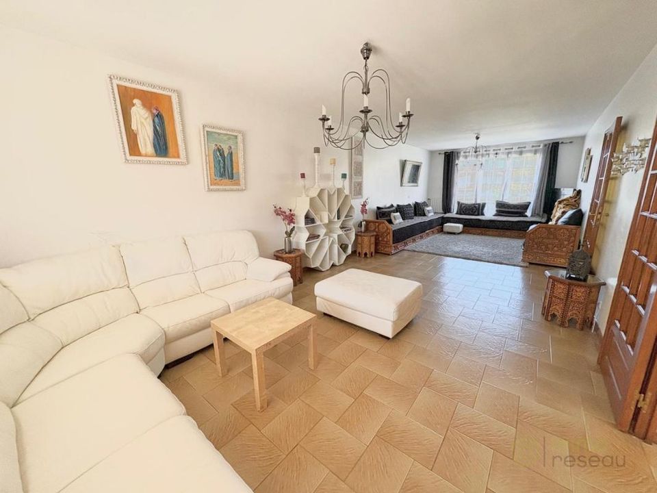 Villa i Roissy-en-Brie, Seine-et-Marne - foto 2