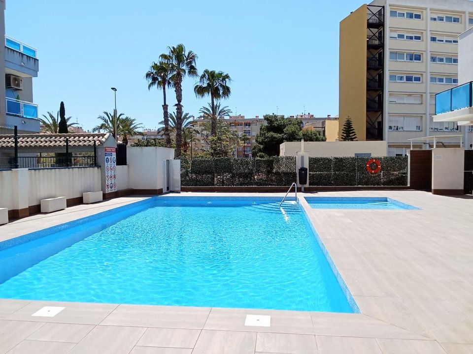 Lejlighed i Torrevieja, Alicante - foto 2