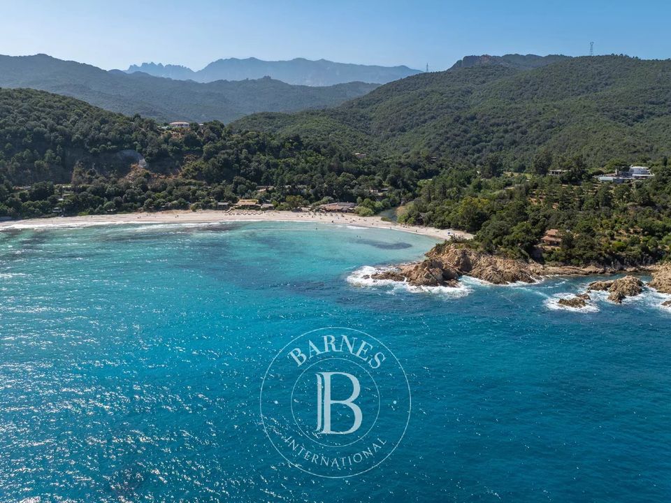 Villa i Sari-Solenzara, Corse-du-Sud - foto 2