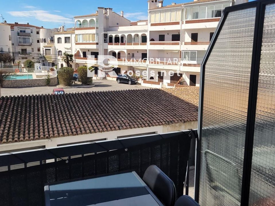 Lejlighed i Empuriabrava, Gerona - foto 2