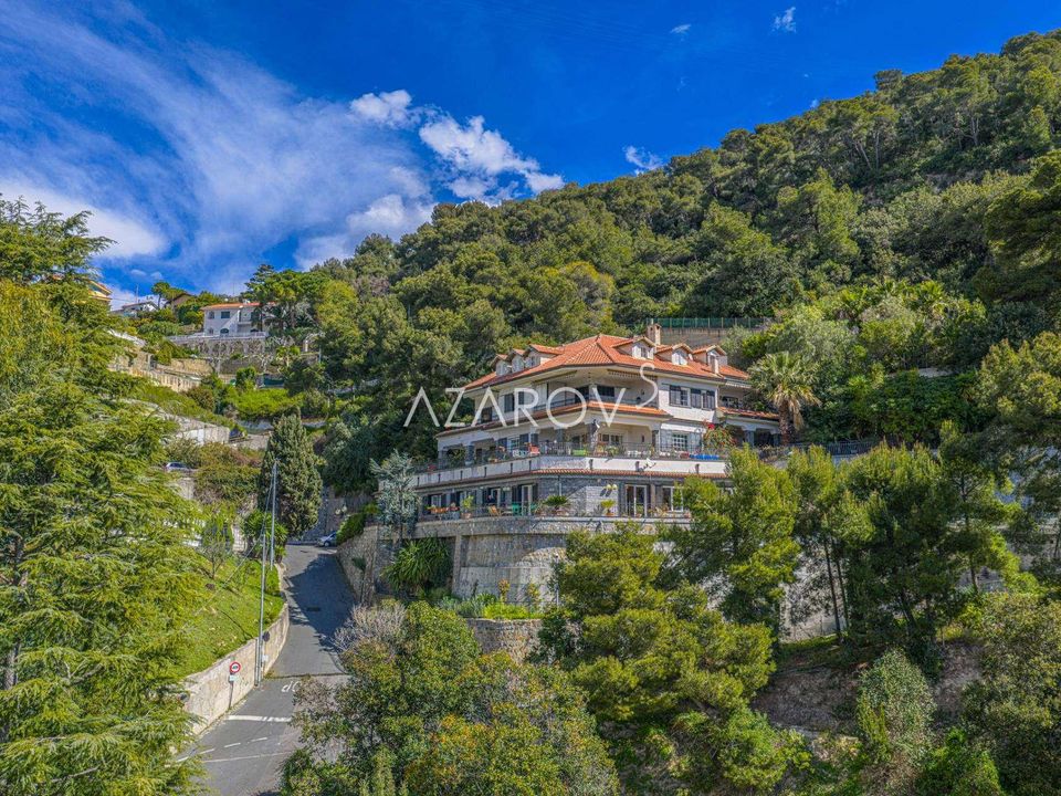 Lejlighed i Bordighera, Imperia - foto 1