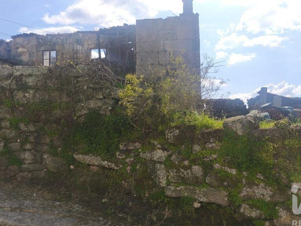 Helårsgrund i Oliveira do Hospital, Coimbra - foto 1