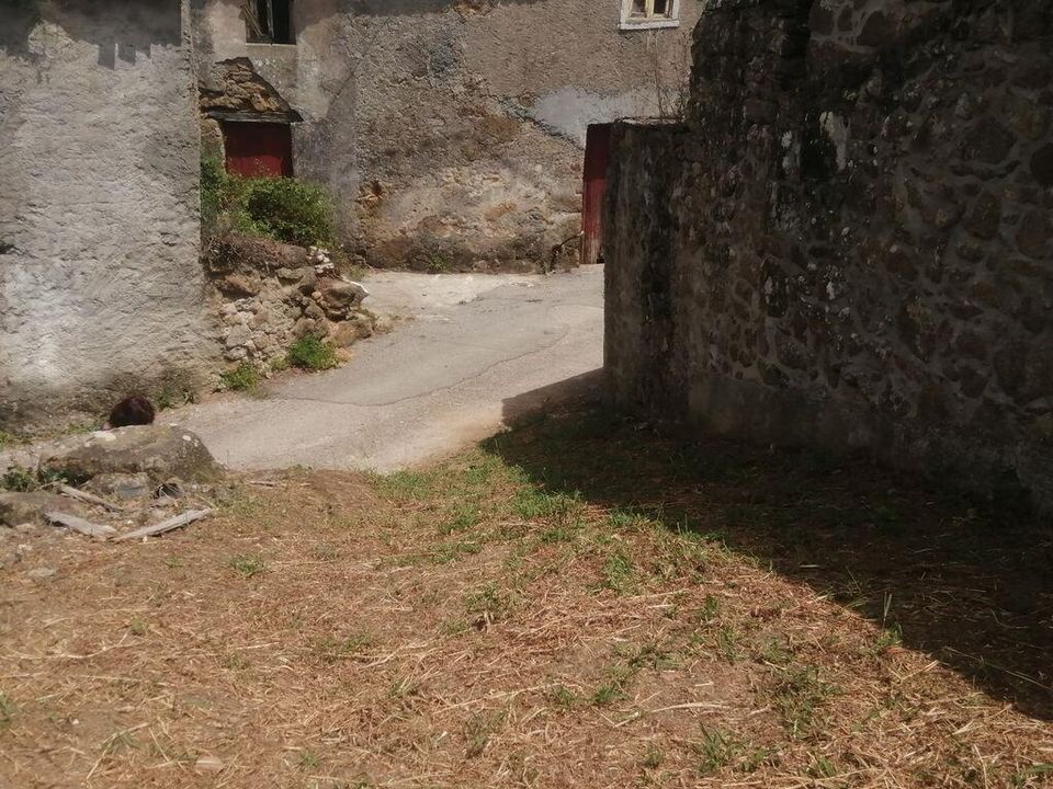 Dom szeregowy: Miranda do Corvo, Coimbra – zdjęcie 2
