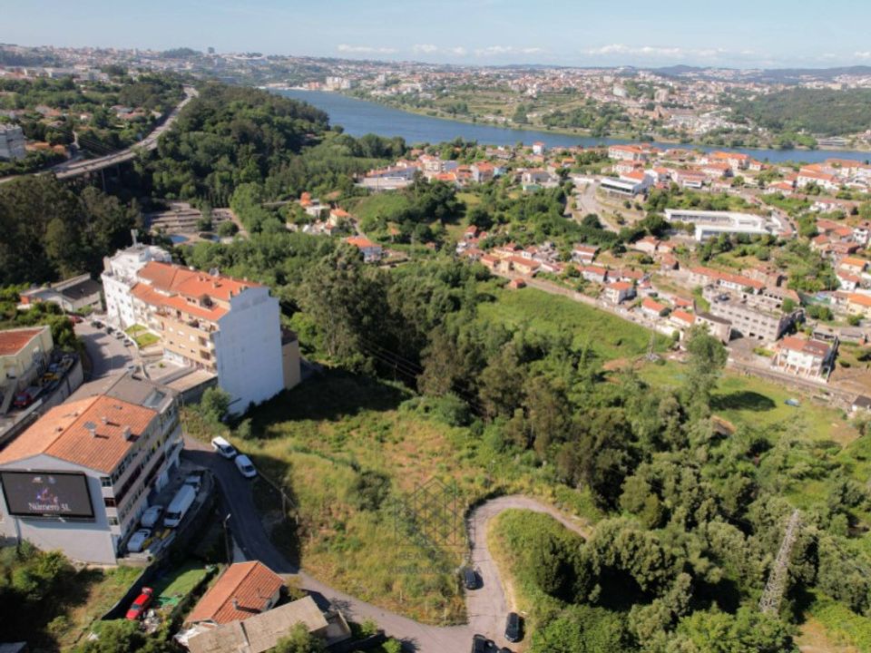 Helårsgrund i Vilar de Andorinho, Porto - foto 5