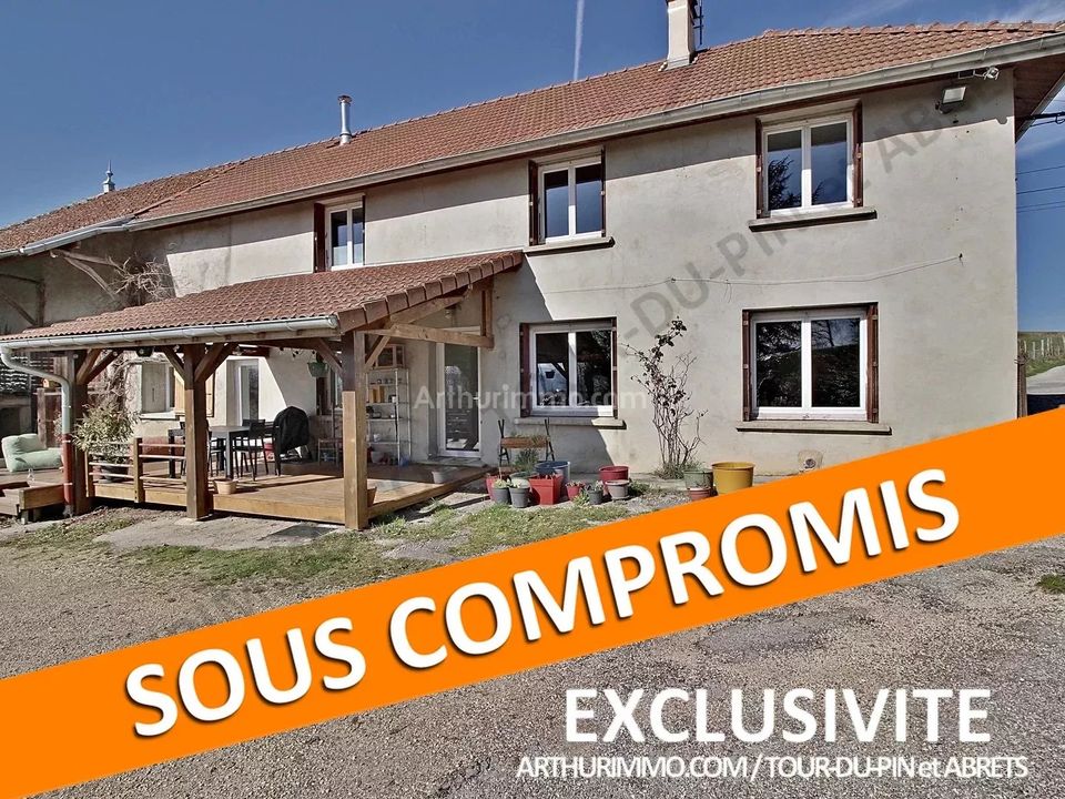 Villa i La Tour-du-Pin, Isere - foto 1