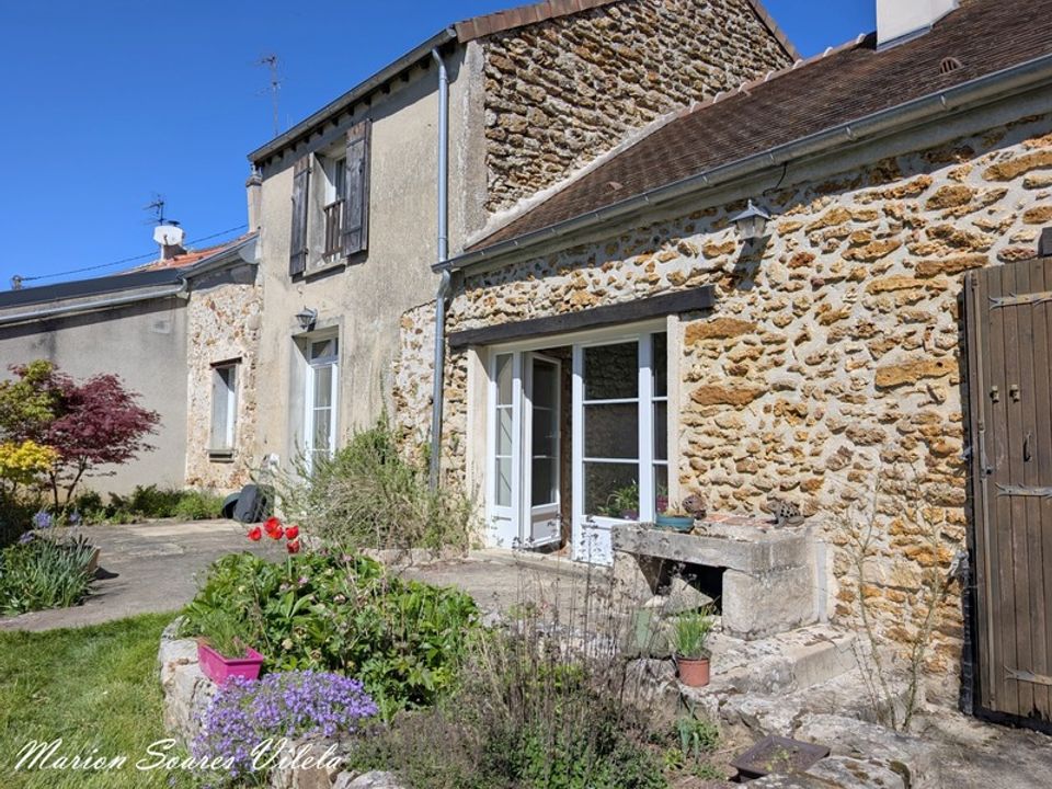 Villa i Chaumes-en-Brie, Seine-et-Marne - foto 1