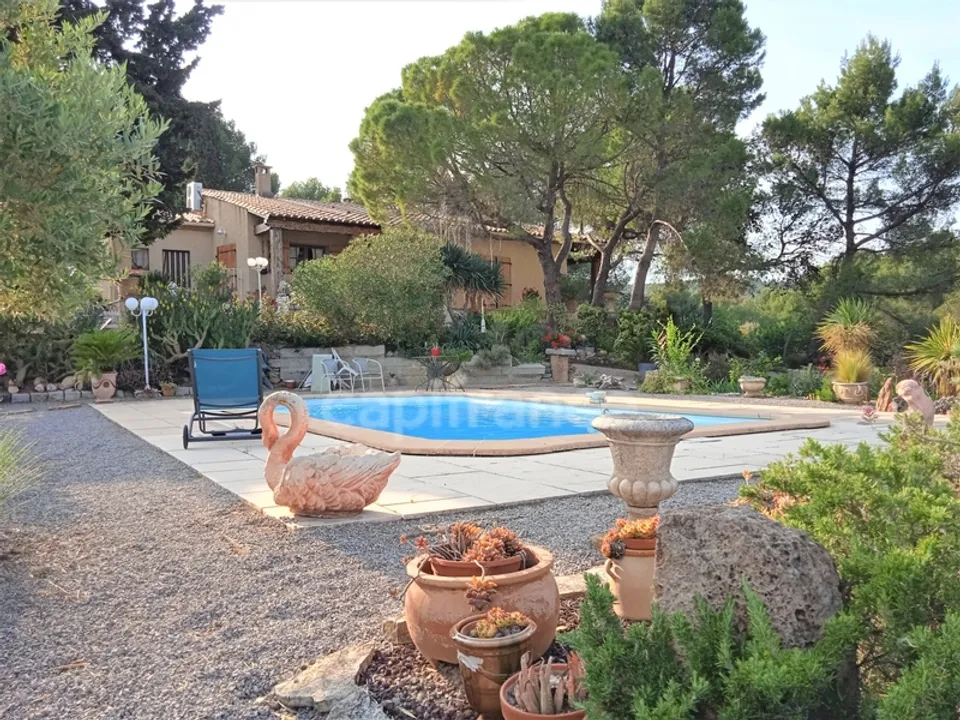 Herregård i Lezignan-Corbieres, Aude - bilde 1