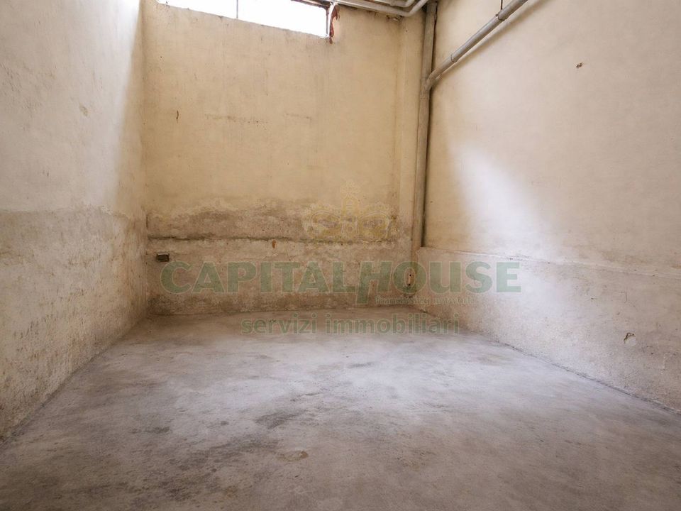 Parkeringsplads i Capua, Caserta - foto 1