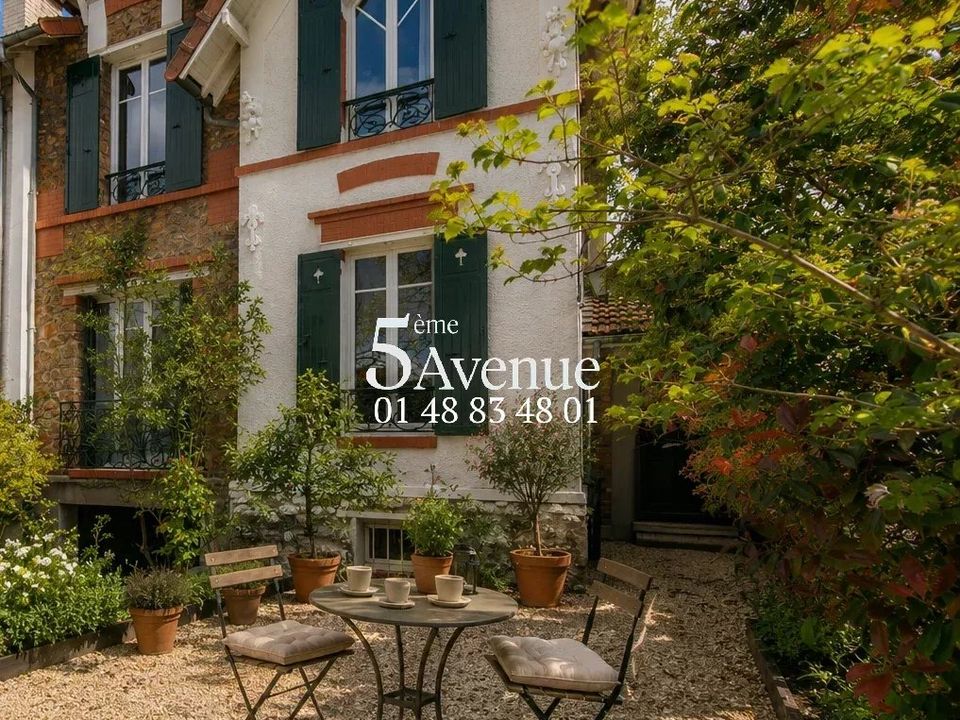 Villa i Saint-Maur-des-Fossés, Val-de-Marne - foto 1