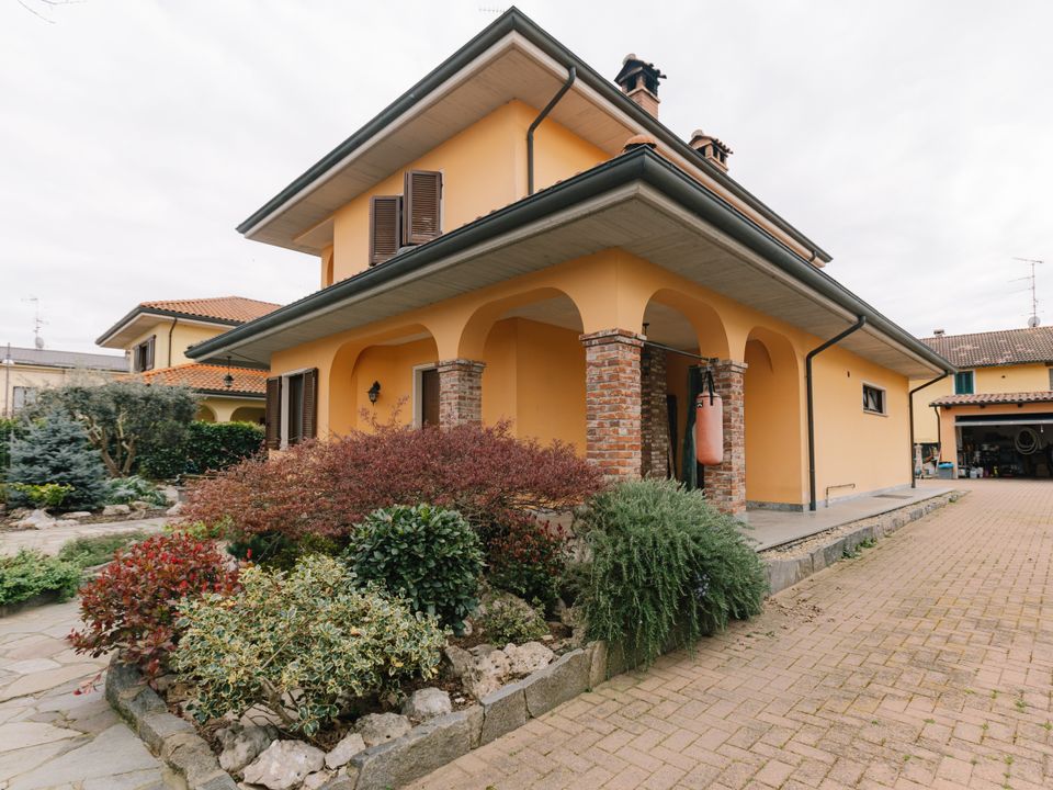 Villa i Stroppiana, Vercelli - foto 1