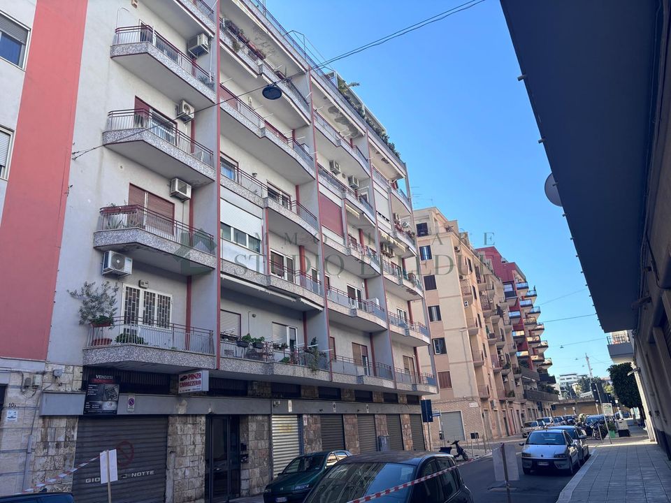 Lejlighed i Bari, Bari - foto 1