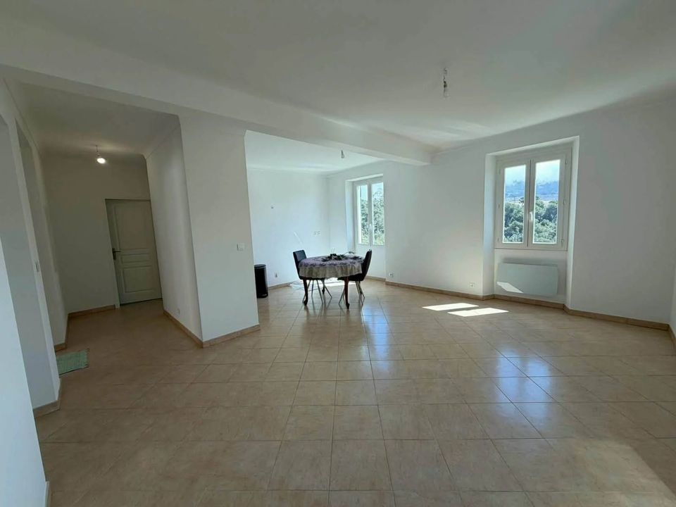 Apartamento en La Turbie, Alpes-Maritimes - foto 1