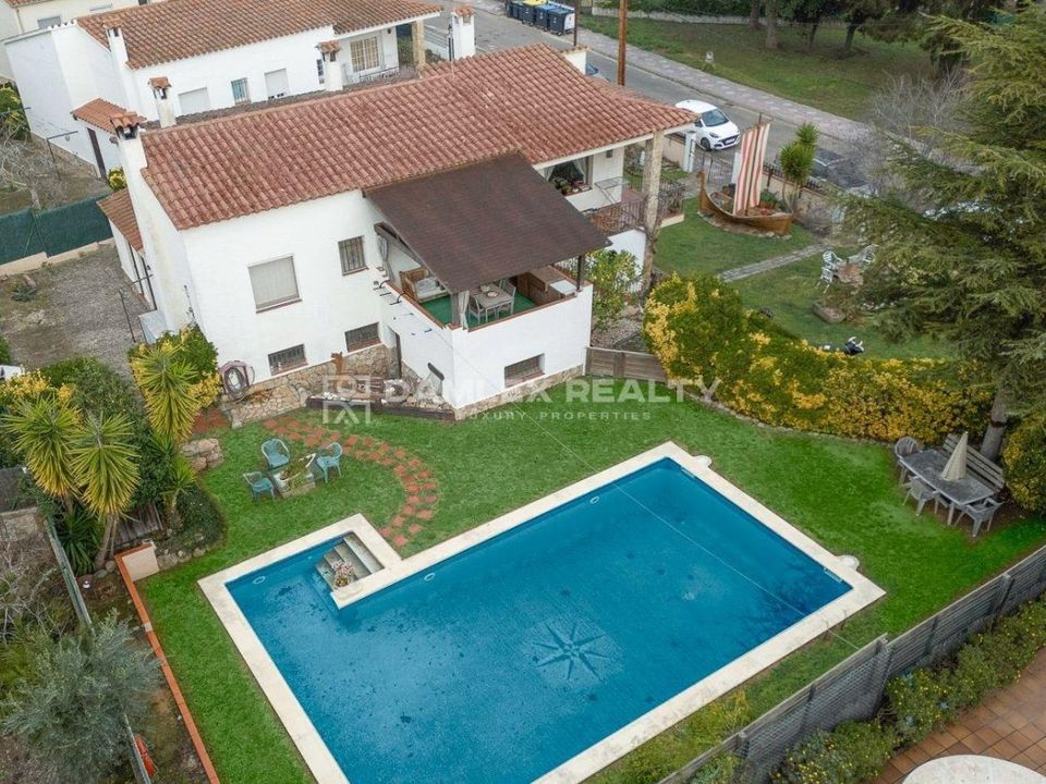 Villa i Sant Feliu De Guixols, Gerona - foto 1
