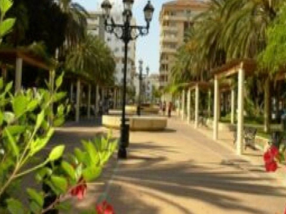 Lejlighed i Fuengirola, Malaga - foto 2