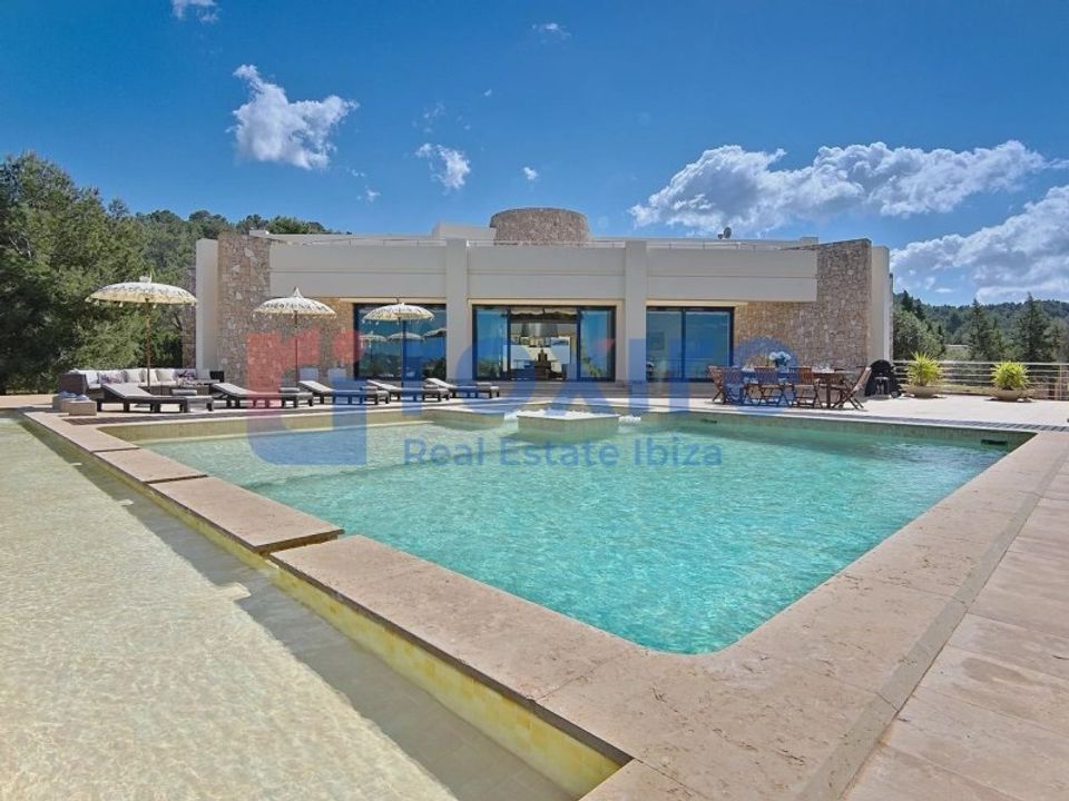 Villa a Cala de Bou, Ibiza - foto 1