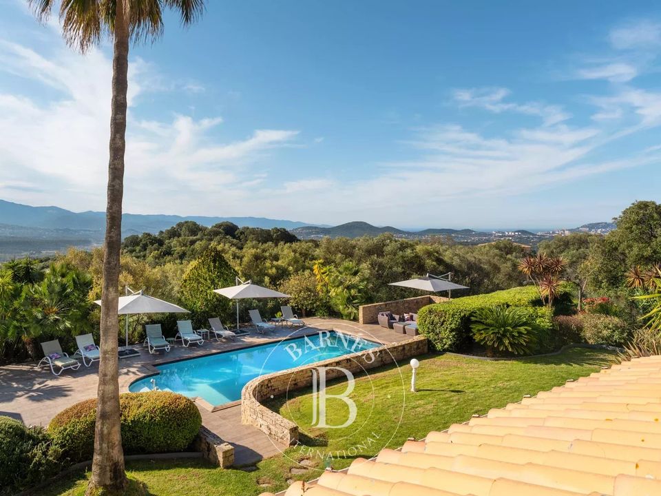 Villa i Ajaccio, Corse-du-Sud - foto 1