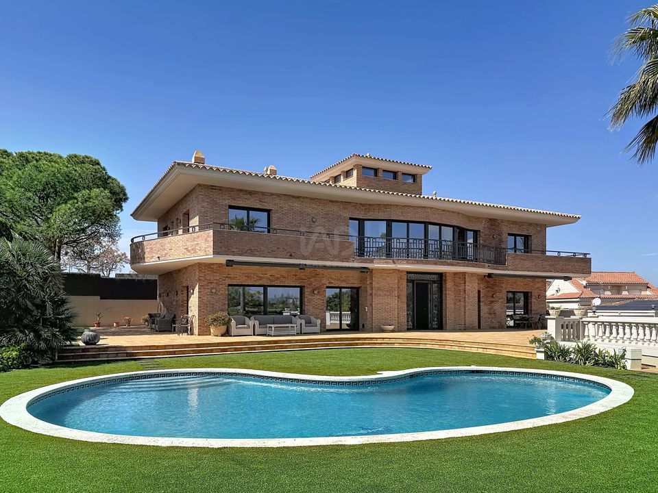 Byhus i Barcelona, Barcelona - foto 1