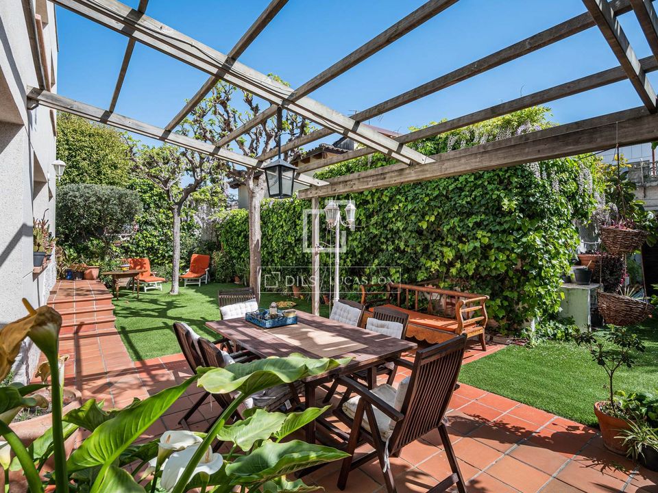 Villa i Castelldefels, Barcelona - foto 1