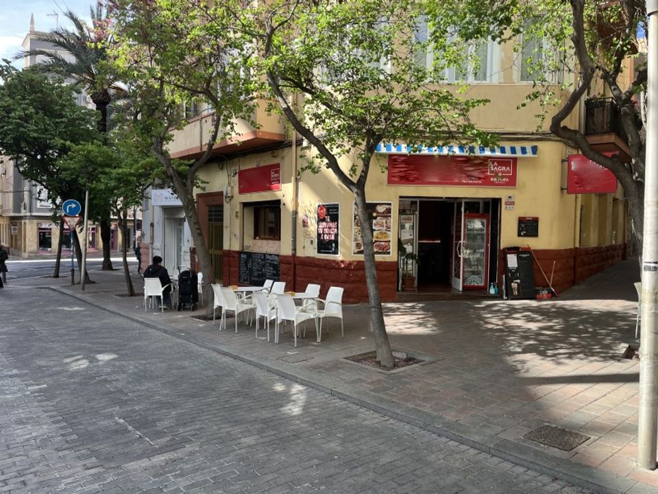 Erhvervsejendom i Alicante, Alicante - foto 1