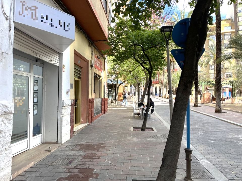 Erhvervsejendom i Alicante, Alicante - foto 1