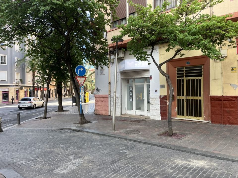 Erhvervsejendom i Alicante, Alicante - foto 3