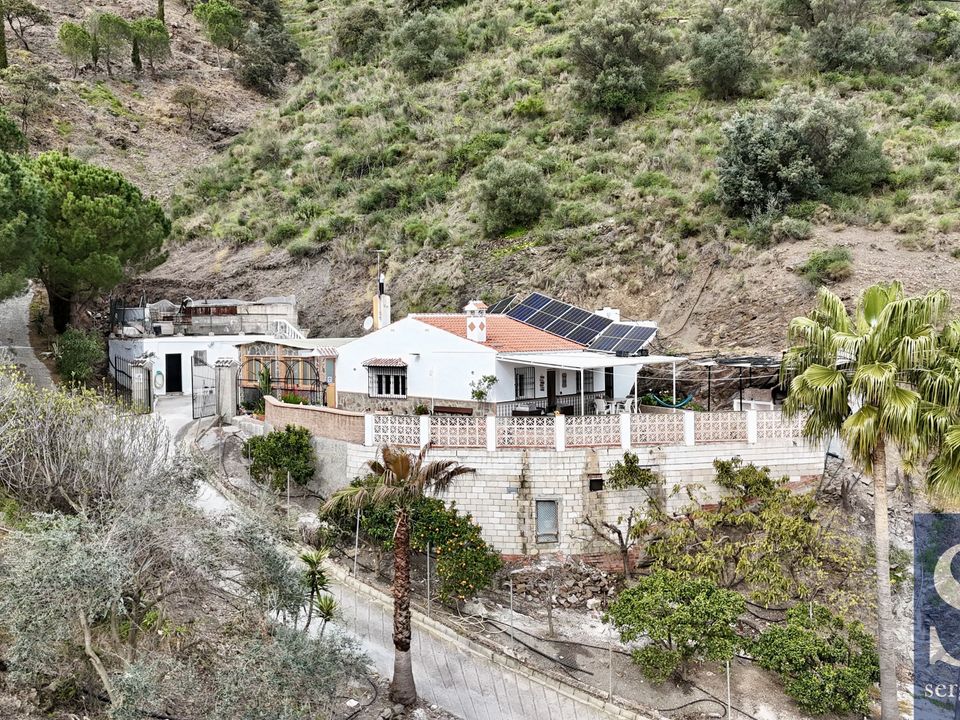 Villa i Sayalonga, Malaga - foto 1