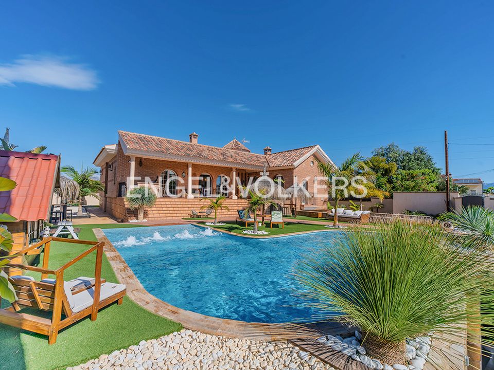 Villa a San Vicente Del Raspeig, Alicante - foto 1