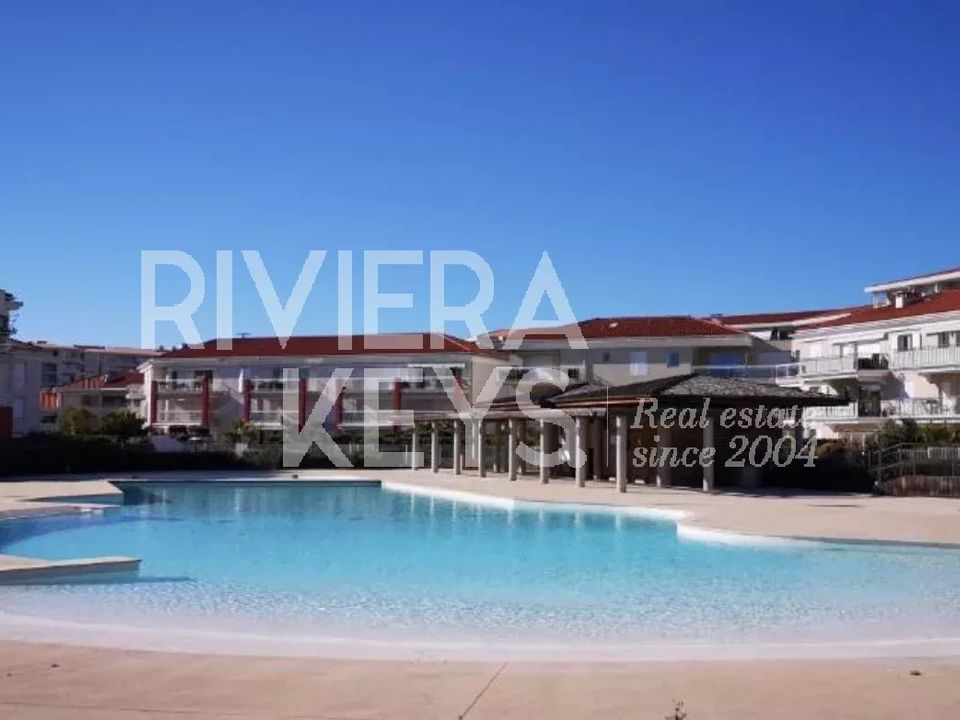 Lejlighed i Juan-les-Pins, Alpes-Maritimes - foto 1