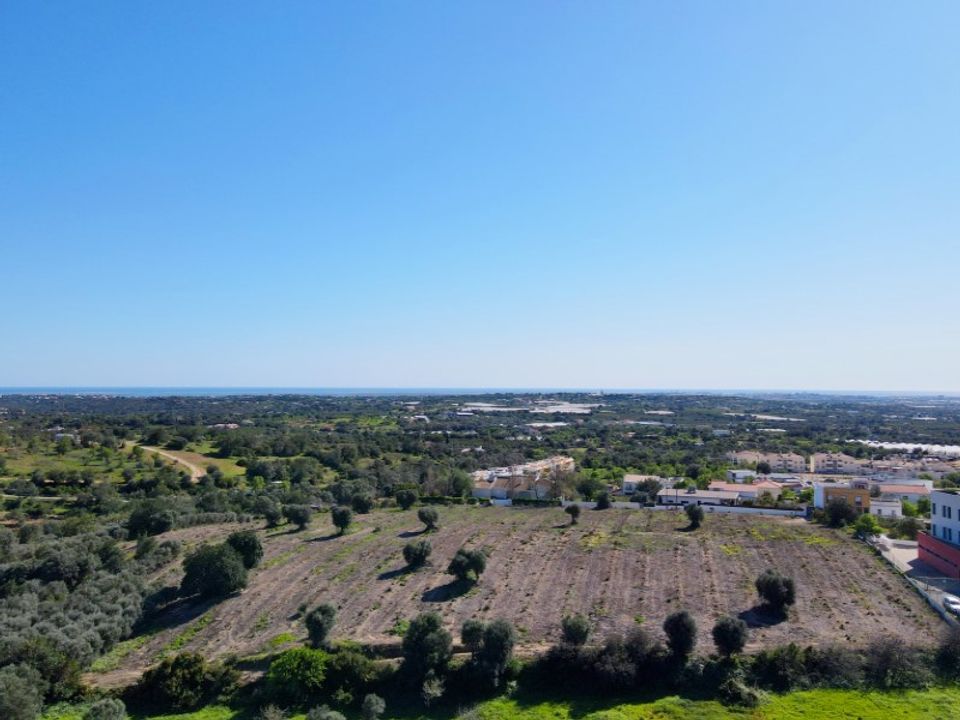 Erhvervsejendom i Estoi, Faro - foto 1