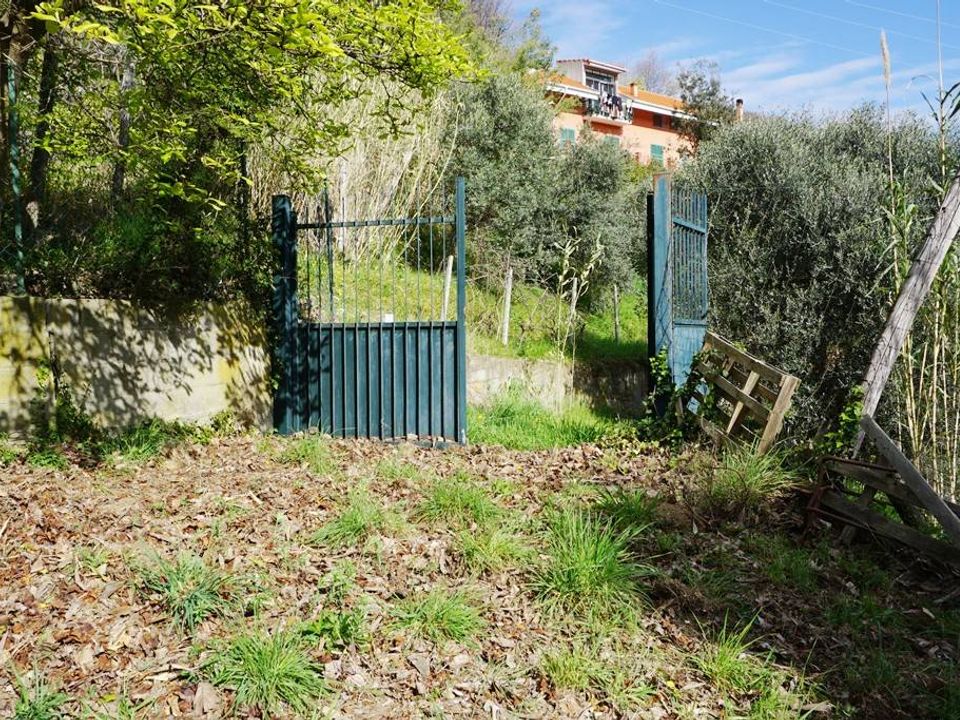 Helårsgrund i Albisola Superiore, Savona - foto 1