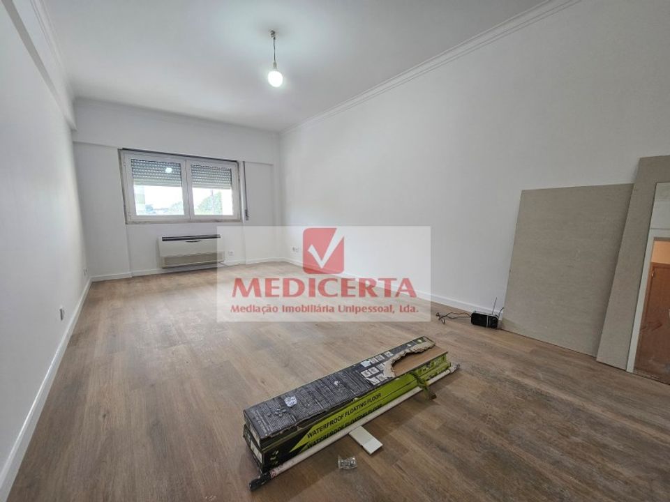 Lejlighed i Amadora, Lisbon - foto 4