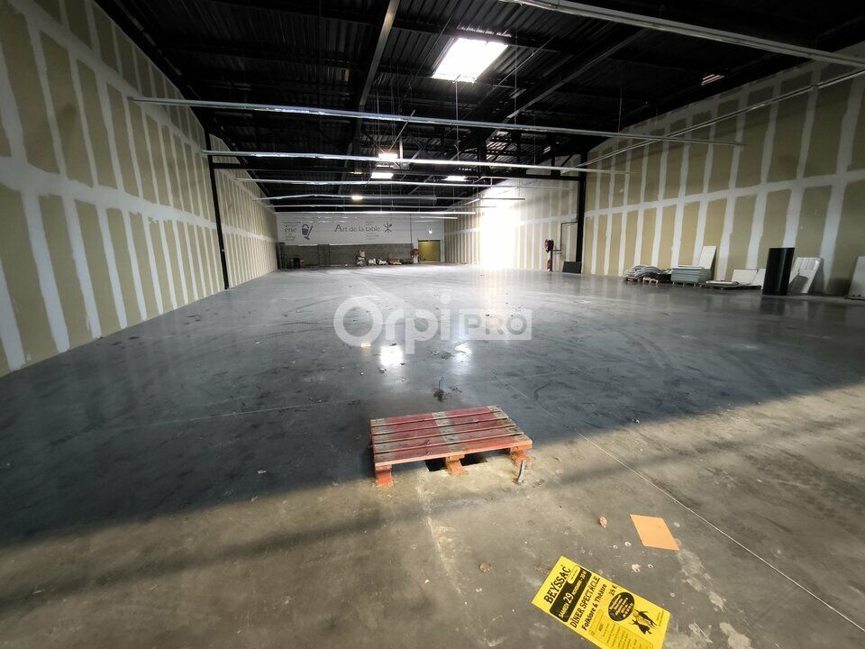 L'establiment comercial a Lubersac, Correze - foto 1