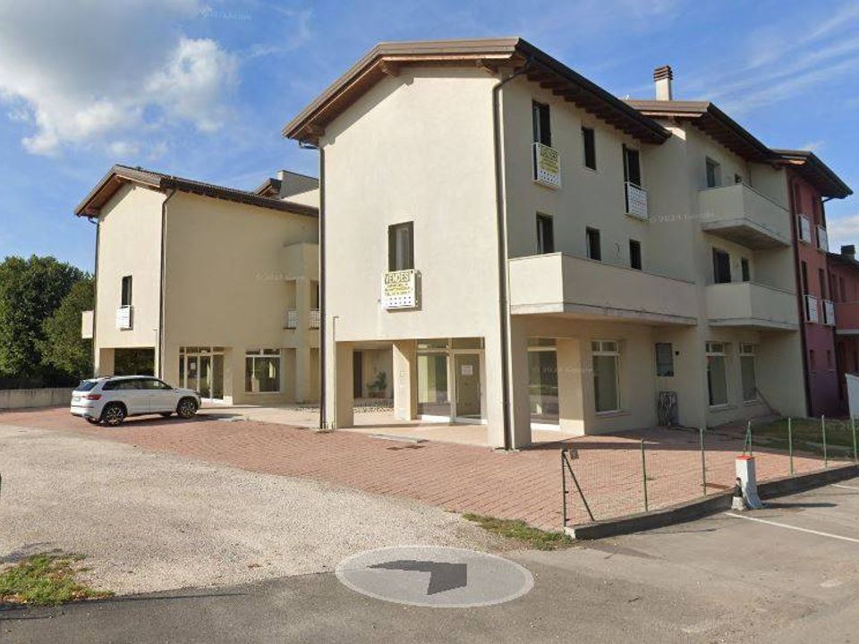 Erhvervsejendom i Goito, Mantua - foto 1