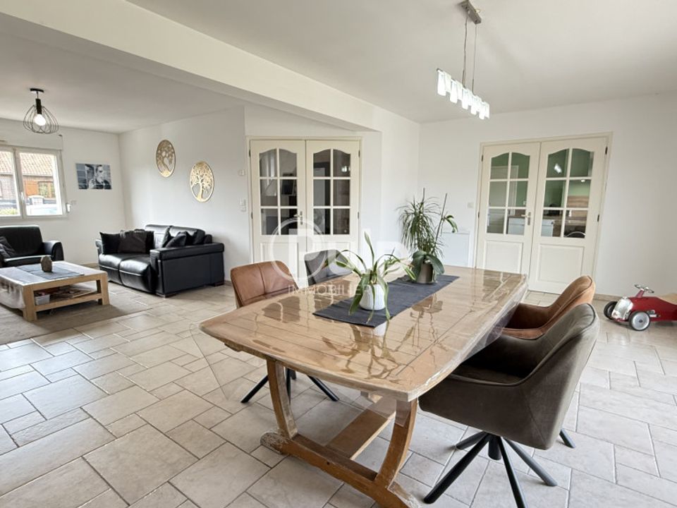 Bungalow i Hénin-Beaumont, Pas-de-Calais - foto 1