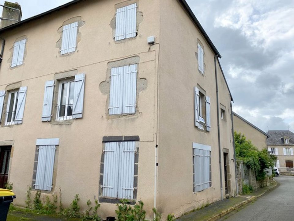 Lejlighed i Saint-Gervais-d'Auvergne, Puy-de-Dome - foto 1