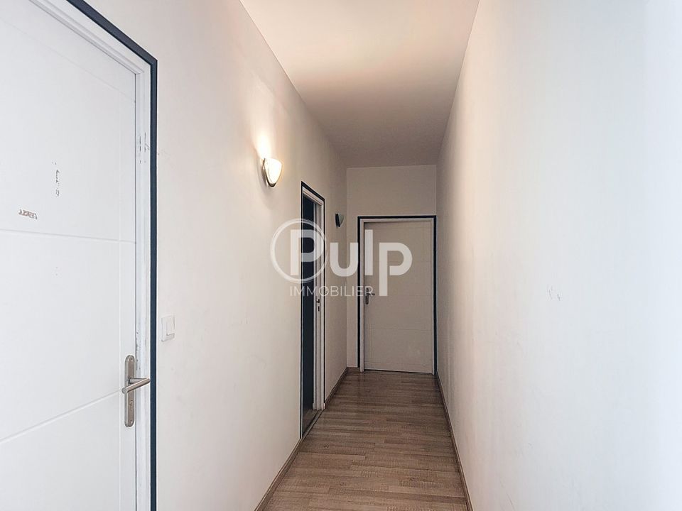Erhvervsejendom i Flines-lez-Raches, Nord - foto 2