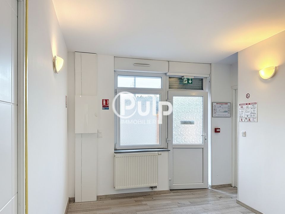 Erhvervsejendom i Flines-lez-Raches, Nord - foto 3