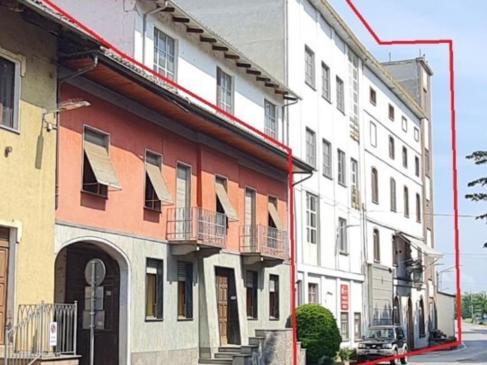 Erhvervsejendom i Faule, Cuneo - foto 1