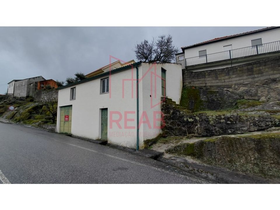 Garage i Aguiar da Beira, Guarda - foto 2