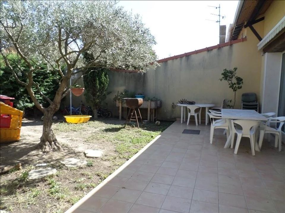 Villa i Sorgues, Vaucluse - bilde 1