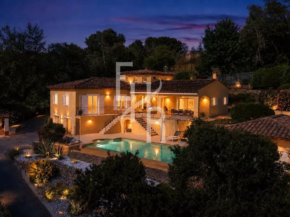 Villa i Mougins, Alpes-Maritimes - foto 1