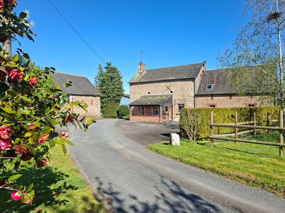Farm i Saint-Denis-de-Gastines, Mayenne - foto 3
