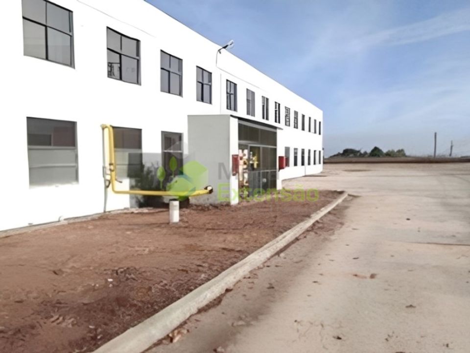 Erhvervsejendom i Torres Novas, Santarem - foto 1