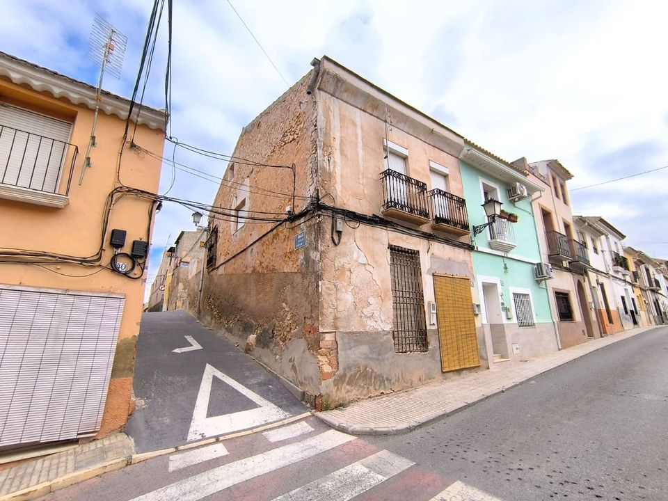 Byhus i Pinoso, Alicante - foto 1