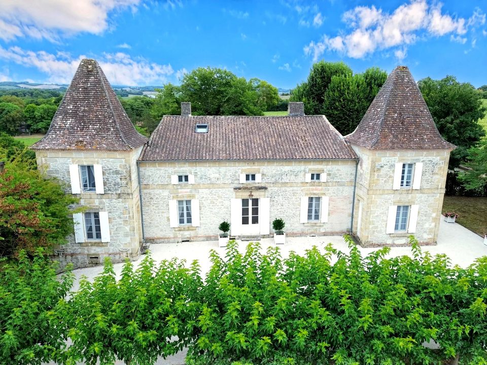 Villa i Saint-Colomb-de-Lauzun, Lot-et-Garonne - foto 1