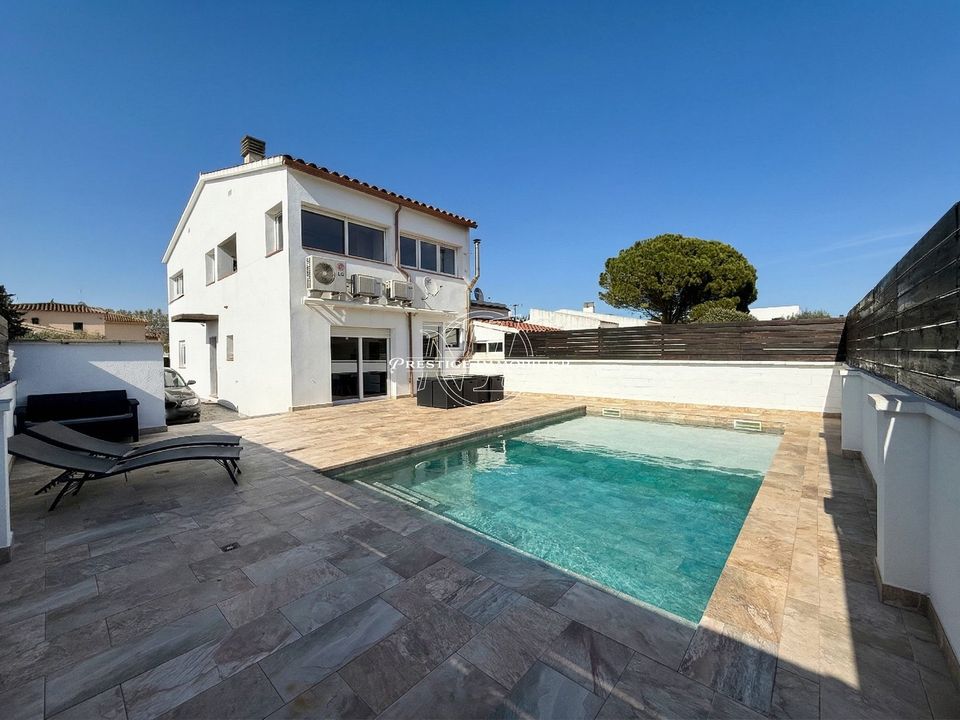 Villa i Castello D'empuries, Gerona - bilde 1