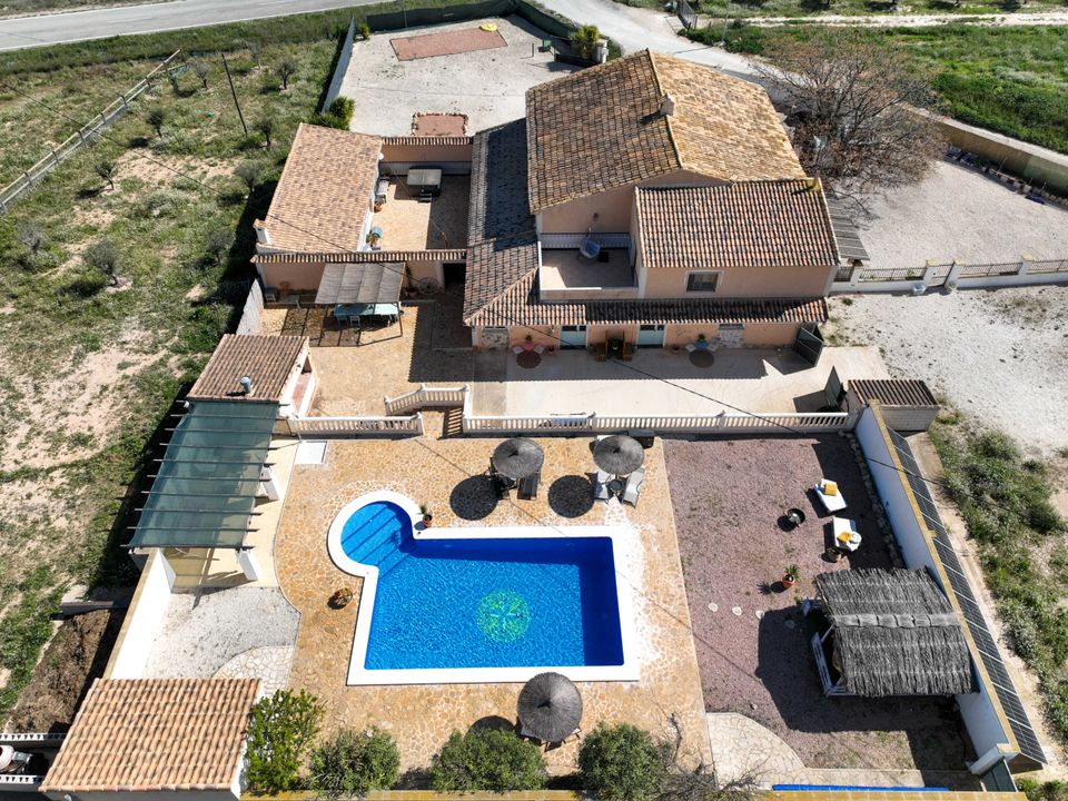 Erhvervsejendom i Abanilla, Murcia - foto 1