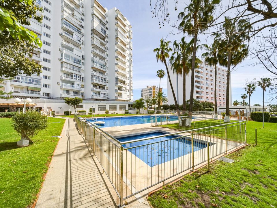 Lejlighed i Benalmadena, Malaga - foto 1